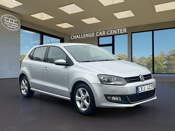 Volkswagen Polo 2 of 5