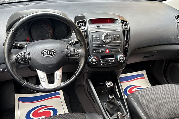 Kia Ceed 8 of 8