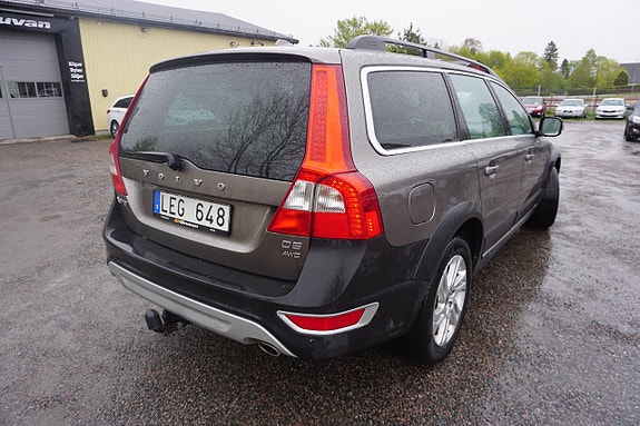Volvo XC70 3 of 5