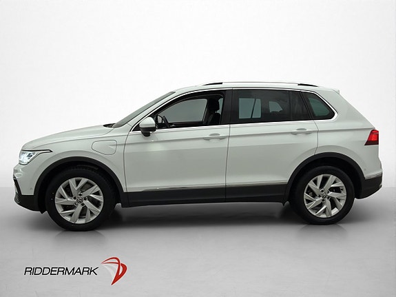 Volkswagen Tiguan 4 of 5