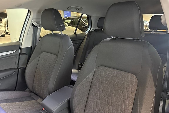 Volkswagen Golf I 19 of 25