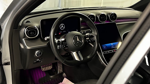 Mercedes-Benz C200 14 of 25