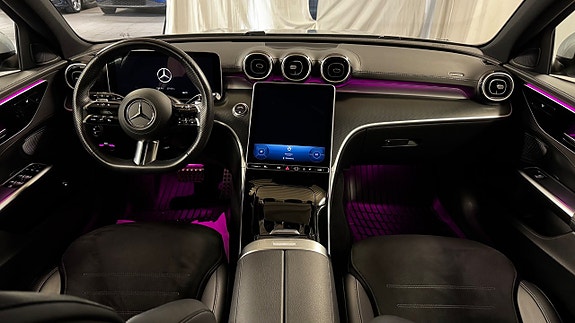 Mercedes-Benz C200 15 of 25
