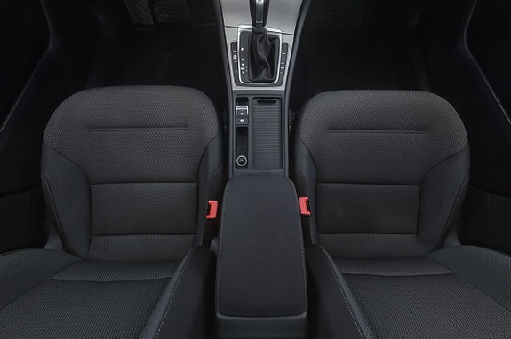 Volkswagen Golf I 17 of 30