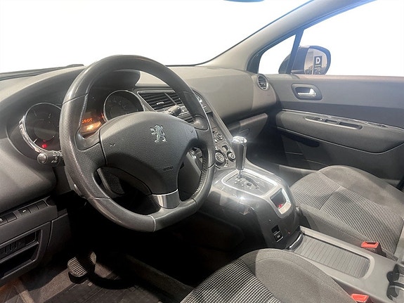 Peugeot 5008 3 of 5