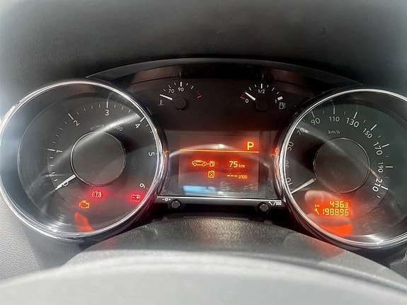 Peugeot 5008 7 of 15