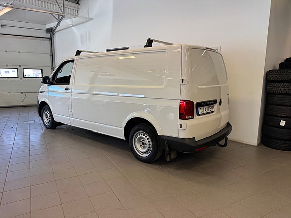 Volkswagen Transporter 3 of 5