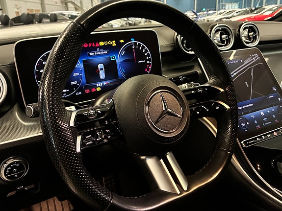 Mercedes-Benz C300 22 of 29