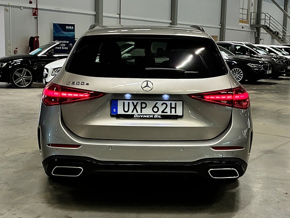 Mercedes-Benz C300 5 of 5