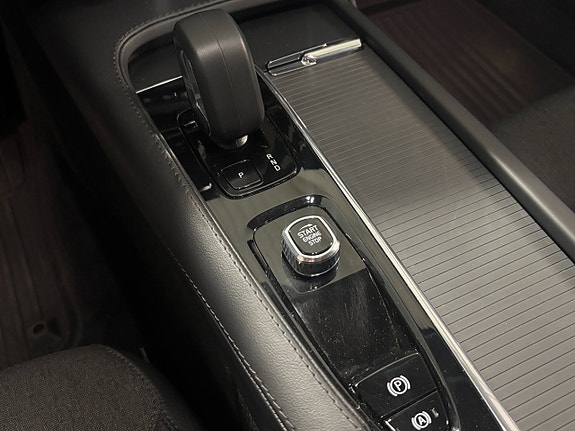 Volvo V90 Cross Country 12 of 25