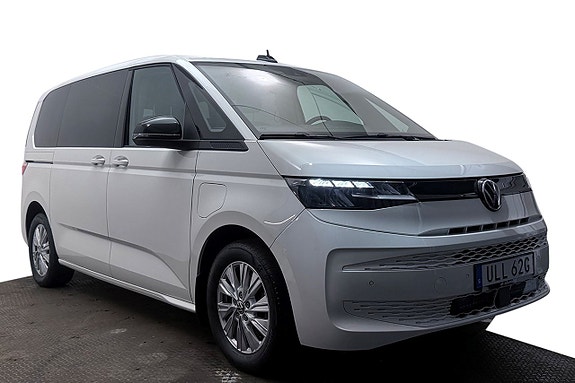 Volkswagen Multivan 5 of 30