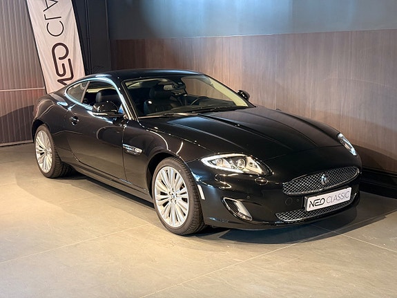 Jaguar XK 4 of 5