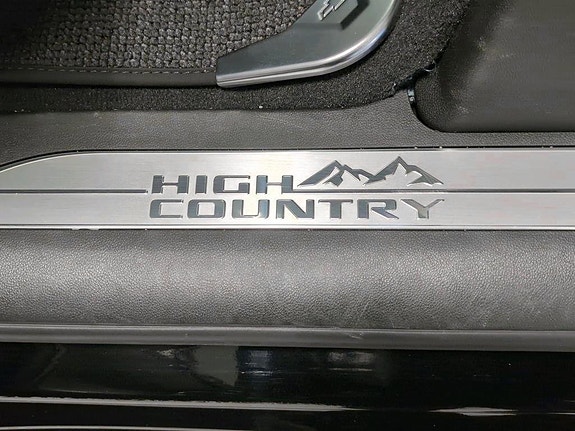 Chevrolet Silverado 2500 18 of 18