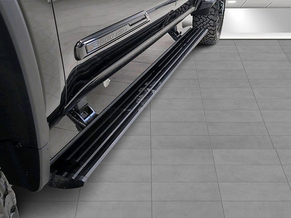 Chevrolet Silverado 2500 12 of 18