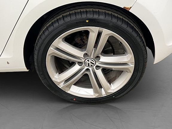 Volkswagen Golf I 21 of 23