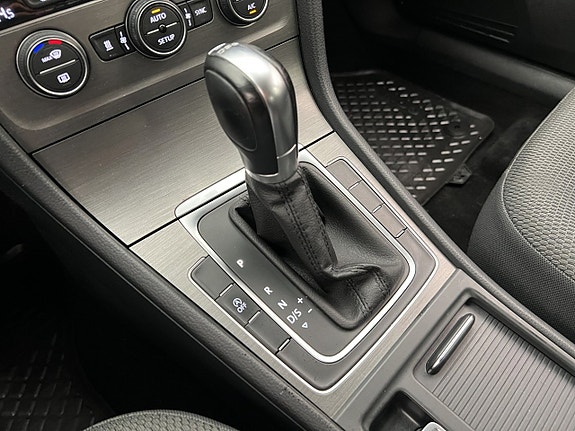 Volkswagen Golf I 19 of 23