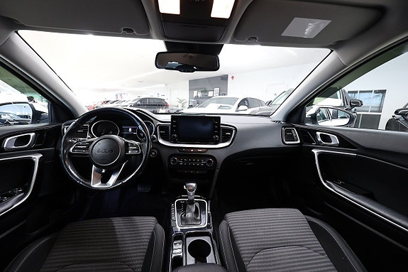Kia Ceed 12 of 18