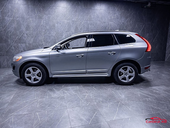 Volvo XC60 4 of 26