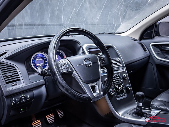 Volvo XC60 12 of 26