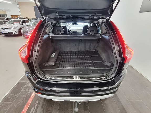 Volvo XC60 20 of 25
