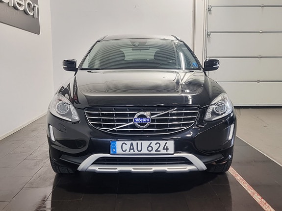 Volvo XC60 3 of 25