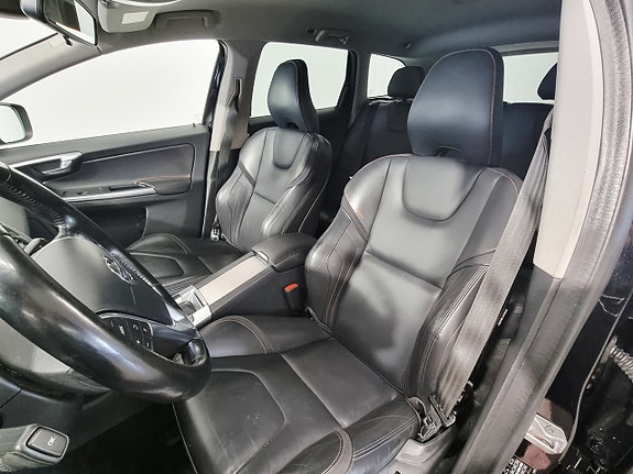 Volvo XC60 6 of 25