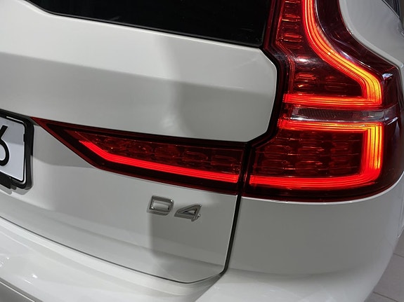 Volvo V60 10 of 19