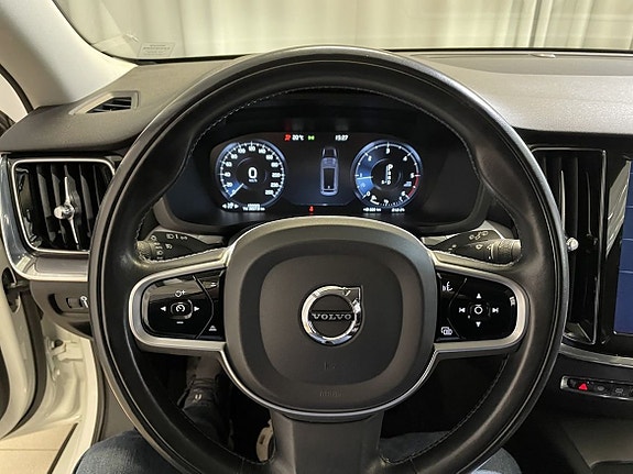 Volvo V60 15 of 19