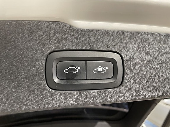 Volvo V60 7 of 19