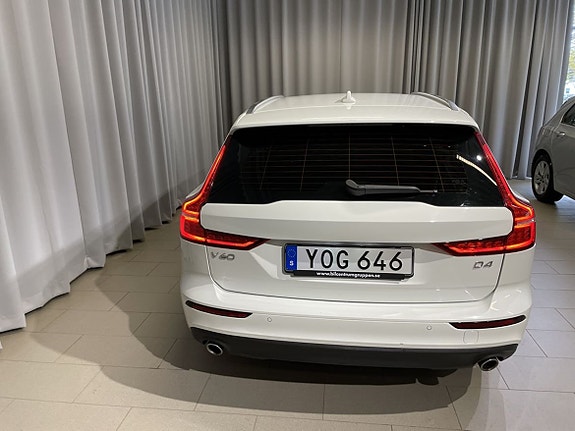 Volvo V60 5 of 19