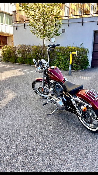 Harley-Davidson 72 3 of 7