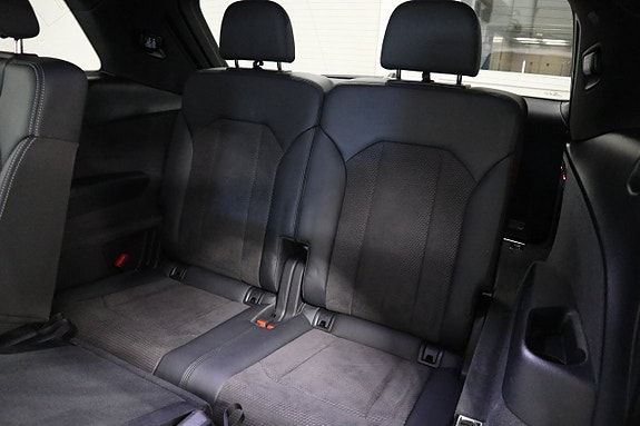 Audi Q7 12 of 28