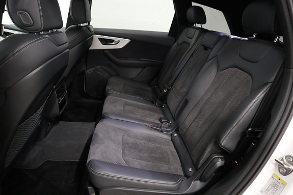 Audi Q7 14 of 28