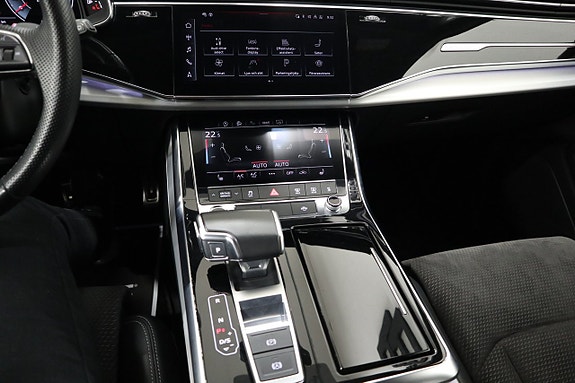 Audi Q7 24 of 28