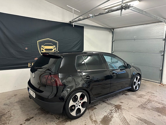Volkswagen Golf-Serie 4 of 5