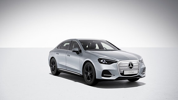 Mercedes-Benz C400 3 of 5