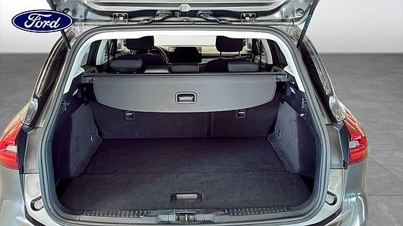 Ford Focus 10 of 12