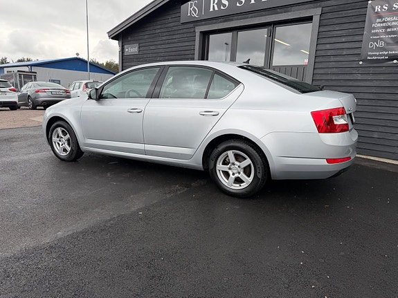 Skoda Octavia 10 of 30