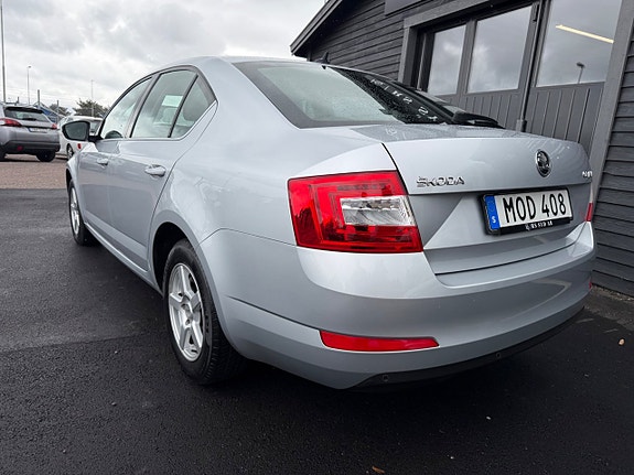 Skoda Octavia 9 of 30