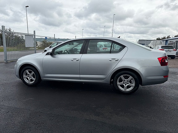 Skoda Octavia 8 of 30
