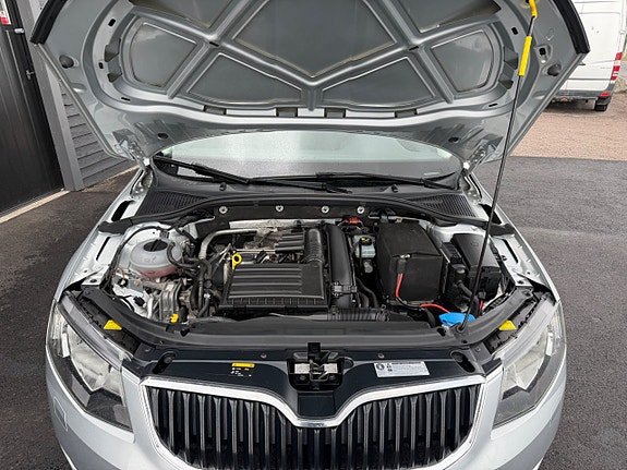 Skoda Octavia 19 of 30