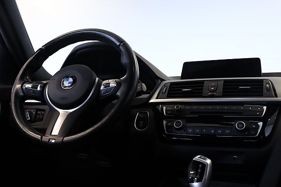 BMW 320d 23 of 24
