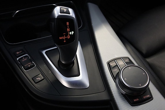 BMW 320d 18 of 24