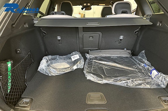 Volvo XC60 23 of 27