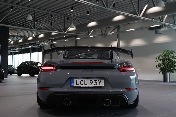 Porsche 718 6 of 26