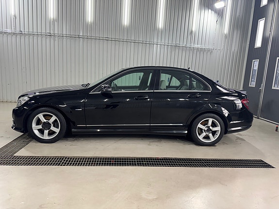 Mercedes-Benz C180 5 of 5