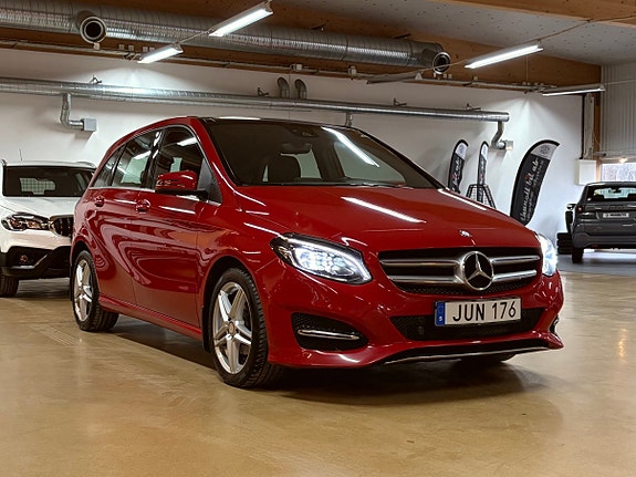 Mercedes-Benz B200 d 25 of 30