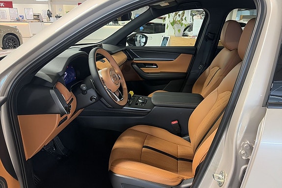 Mazda CX-60 8 of 8