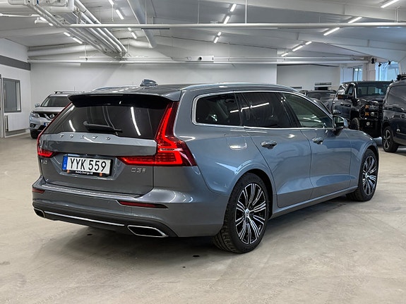 Volvo V60 3 of 5