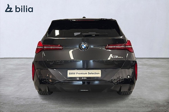 BMW X3 4 of 5